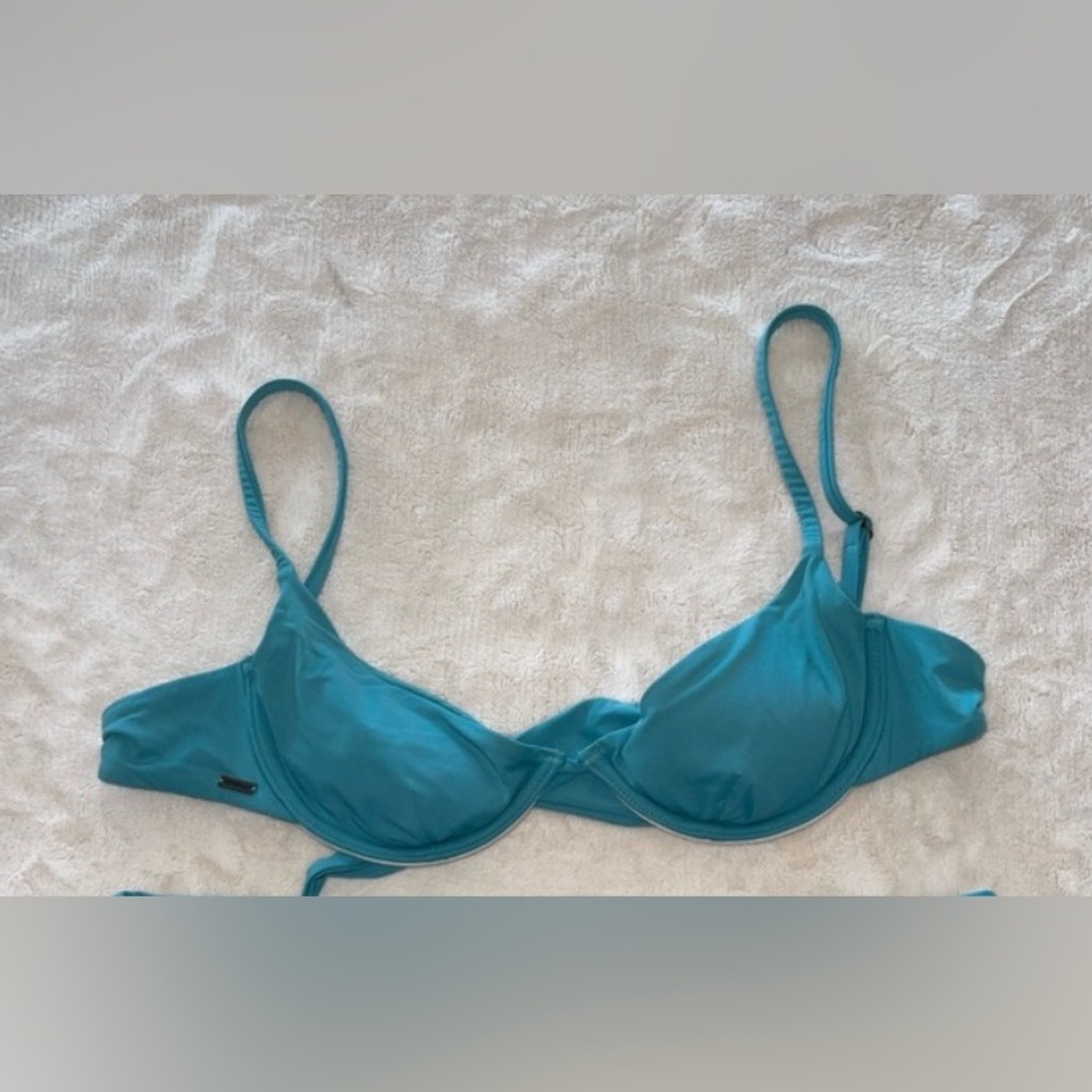 O'Neill SALTWATER SOLIDS SEVILLE UNDERWIRE TOP - XS TEAL